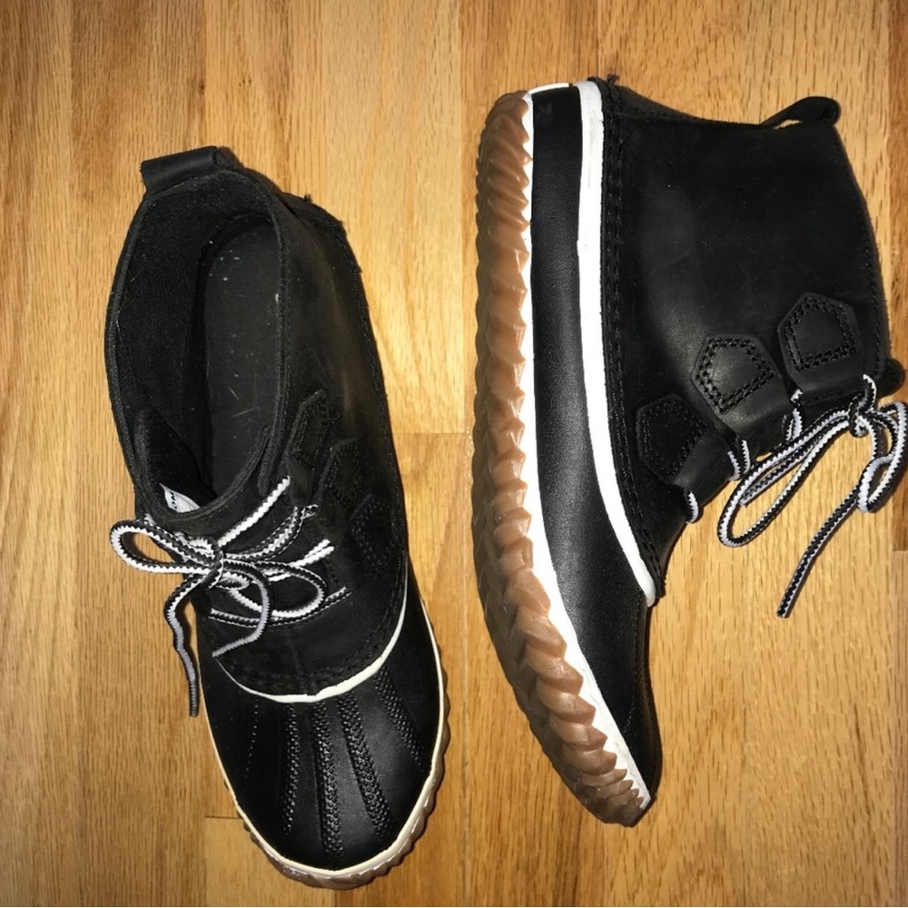Black Ankle Sorel Boots
